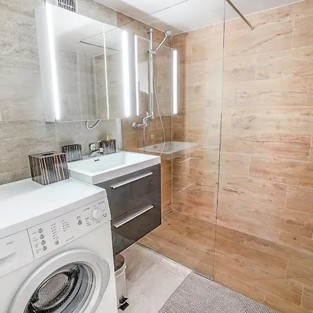 Paradise View * مونترو